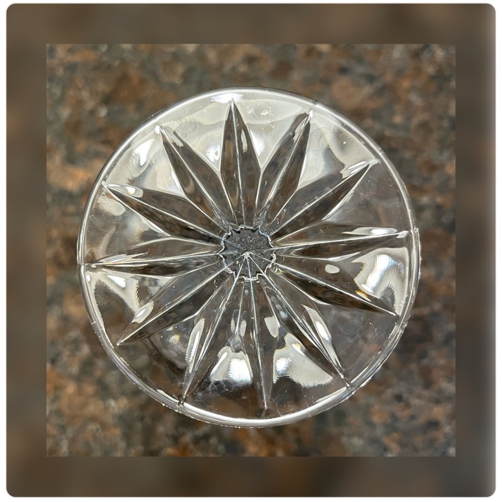 Trio of Crystal Wine Glasses - Picture 5 of 6